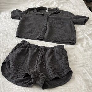 Stars above Charcoal Two-Piece Gauze Lounge Set - Top & Shorts